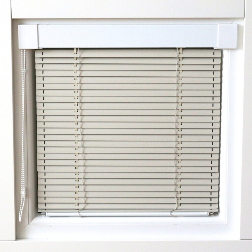 Alumiinium ribakardin ketiga aknal